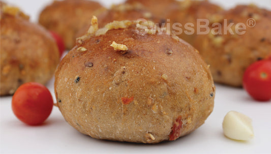 Roasted Garlic & Sun-Dried Tomato Multigrain Rolls